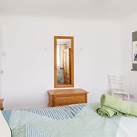 Seaside Retreat 2 Mins to Beach