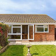 Seaside Retreat 2 Mins to Beach