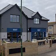 Seaside Retreat 2 Mins to Beach