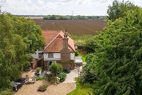 Tranquil Luxe in Country Cottage