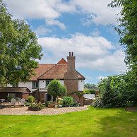 Tranquil Luxe in Country Cottage