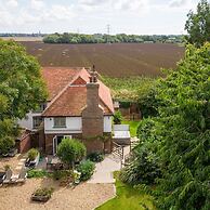 Tranquil Luxe in Country Cottage