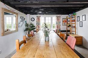 Tranquil Luxe in Country Cottage
