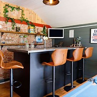 Tranquil Luxe in Country Cottage