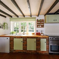 Tranquil Luxe in Country Cottage