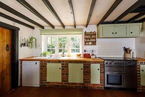Tranquil Luxe in Country Cottage