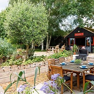 Tranquil Luxe in Country Cottage