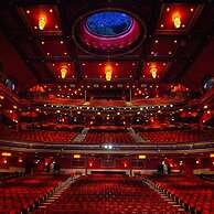 Serene Riverside 6BR Luxury Retreat in Curdridge