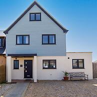 The Sea House - Ultimate Seafront Living Sunsets