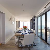 The Sea House - Ultimate Seafront Living Sunsets