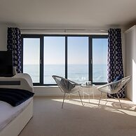 The Sea House - Ultimate Seafront Living Sunsets