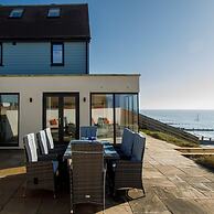 The Sea House - Ultimate Seafront Living Sunsets