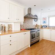 The Sea House - Ultimate Seafront Living Sunsets