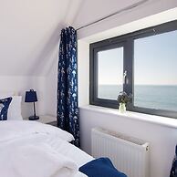 The Sea House - Ultimate Seafront Living Sunsets