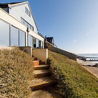 The Sea House - Ultimate Seafront Living Sunsets