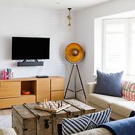 Coastal Retreat for 6 Close to Beaches