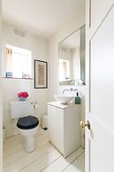 Impressive Country Estate Sleeps 17