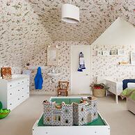 Impressive Country Estate Sleeps 17