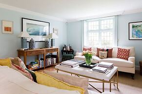 Impressive Country Estate Sleeps 17