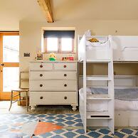 Impressive Country Estate Sleeps 17