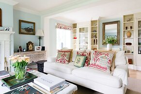 Impressive Country Estate Sleeps 17