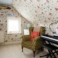 Impressive Country Estate Sleeps 17