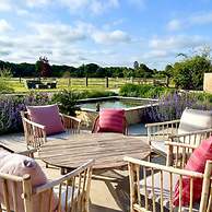 Luxury Countryside Haven for 10