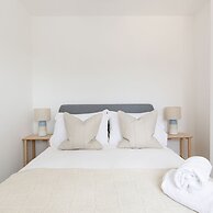 Stylish 2 Bed City Stay