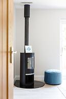 Beach House for 10 With hot tub Garden