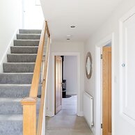 Beach House for 10 With hot tub Garden