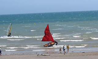 Chic 2-bed Seafront Haven Near Felpham Beach