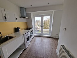 Impeccable 1-bed Apartment in London