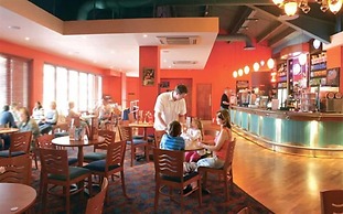 2 Bed-sleeps 6-free Parking-pet Friendly