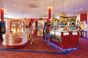 2 Bed-sleeps 6-free Parking-pet Friendly