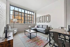 2125 Superior Living