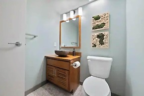 2125 Superior Living