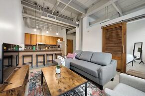 2125 Superior Living