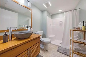 2125 Superior Living