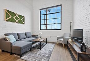 2125 Superior Living