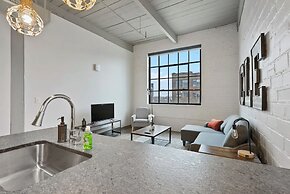 2125 Superior Living