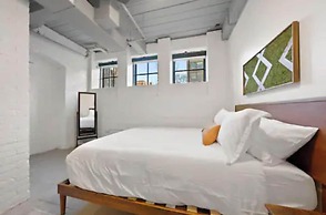 2125 Superior Living