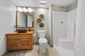 2125 Superior Living