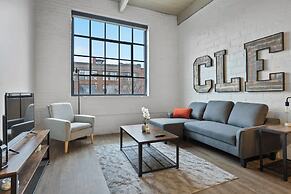 2125 Superior Living