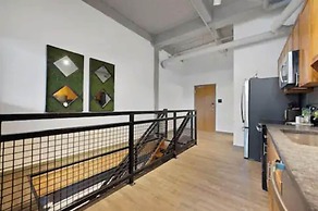 2125 Superior Living