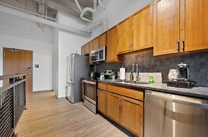 2125 Superior Living