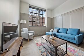 2125 Superior Living