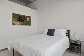 2125 Superior Living