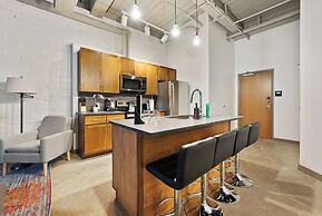 2125 Superior Living