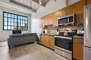 2125 Superior Living