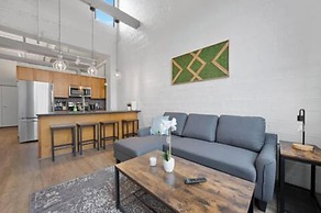 2125 Superior Living